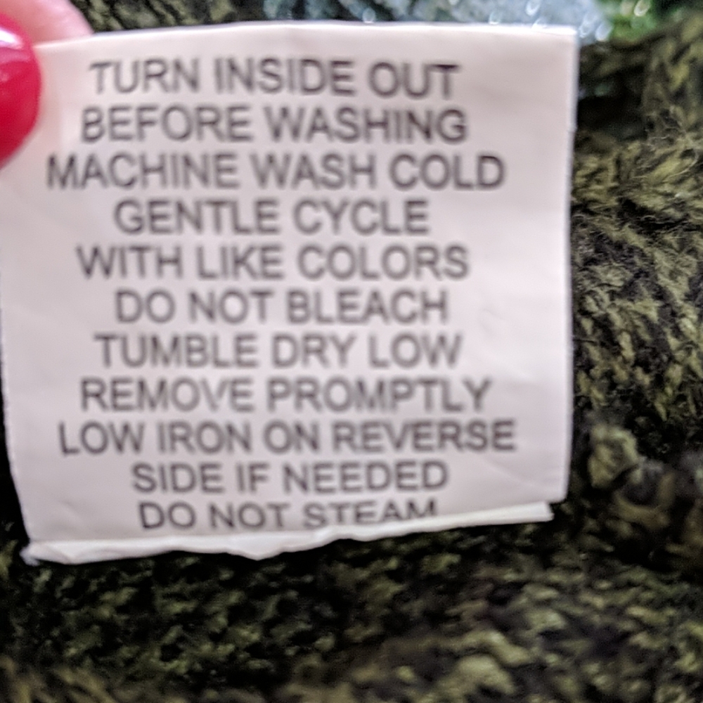 Light weight sweater - Picture 7 of 7